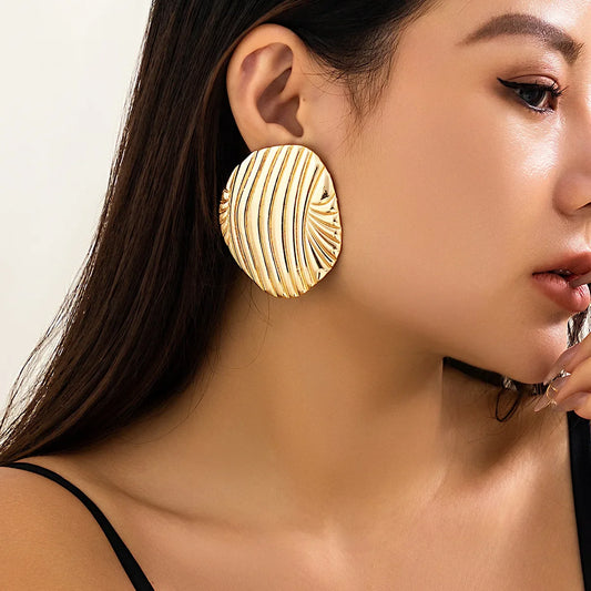 Metal Geometric Shell Stripe Big Stud Earrings